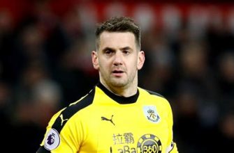 Tom Heaton Facts - Early Life, Career, and Injury History